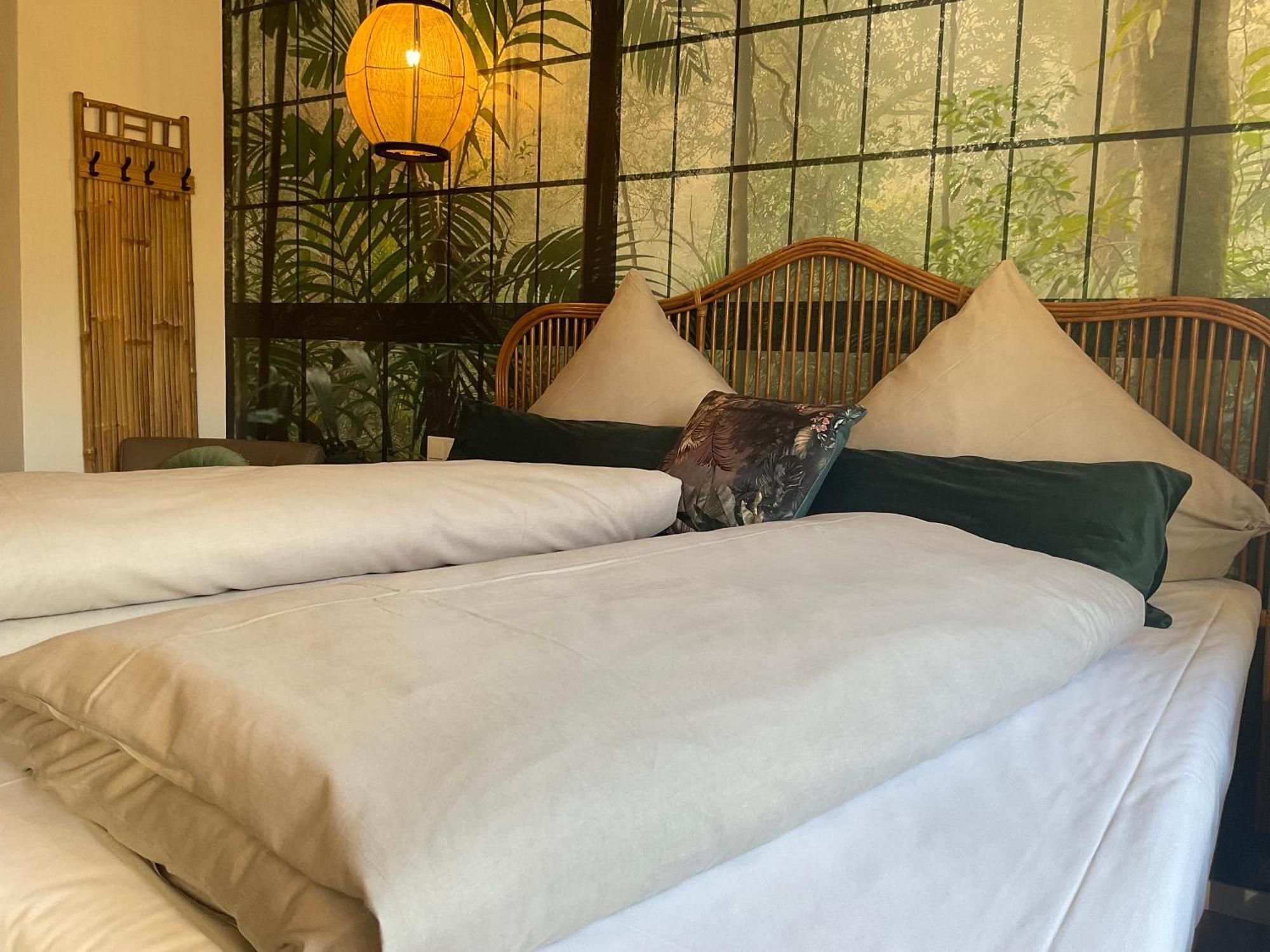 Zu Jeddelohs Bungalows & Apartments -Adult Friendly Gladenbach Buitenkant foto